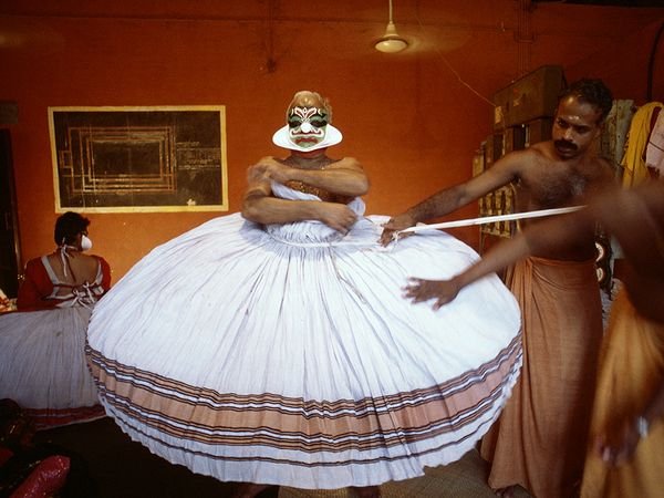 kathakali-dancer-kerala-india_84490_600x450