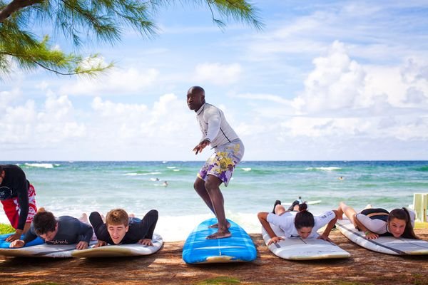 surfing-lessons-barbados-seubert_83740_600x450