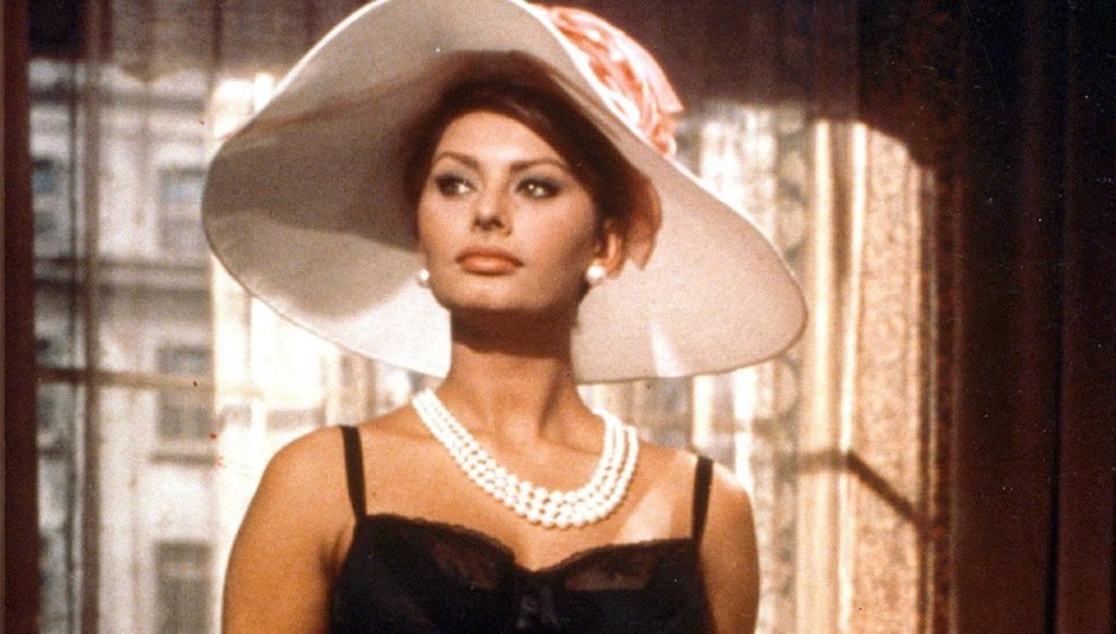 http://www.laparola.com.br/wp-content/uploads/2016/09/Sophia-Loren-atriz-1021x580.jpg