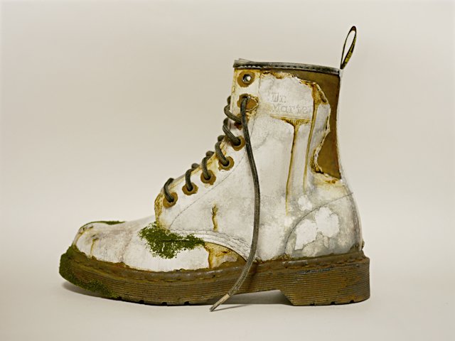100_DoctorMartens