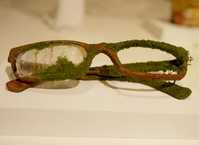 100_Glasses