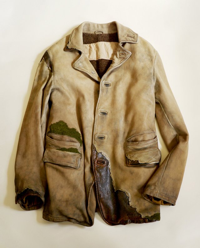 100_LeatherJacket1