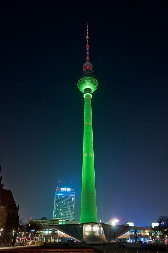 Torre de TV de Berlim, Alemanha Foto: http://media.ireland.com/index.php?p=n&mr=8&id=3080