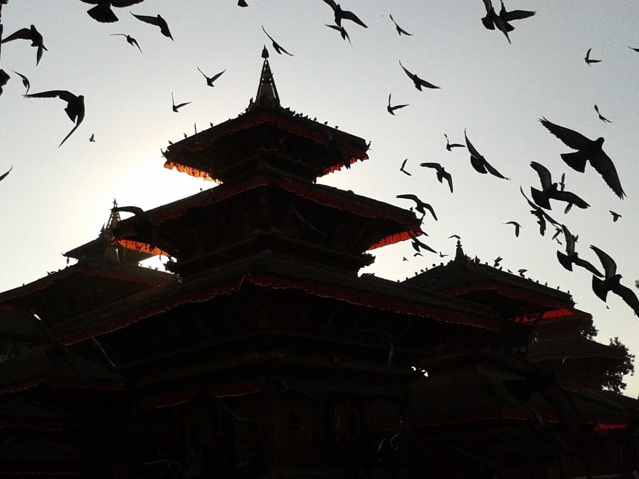 Entardecer em Basantapur, centro histórico de Kathmandu, antes do desastre.